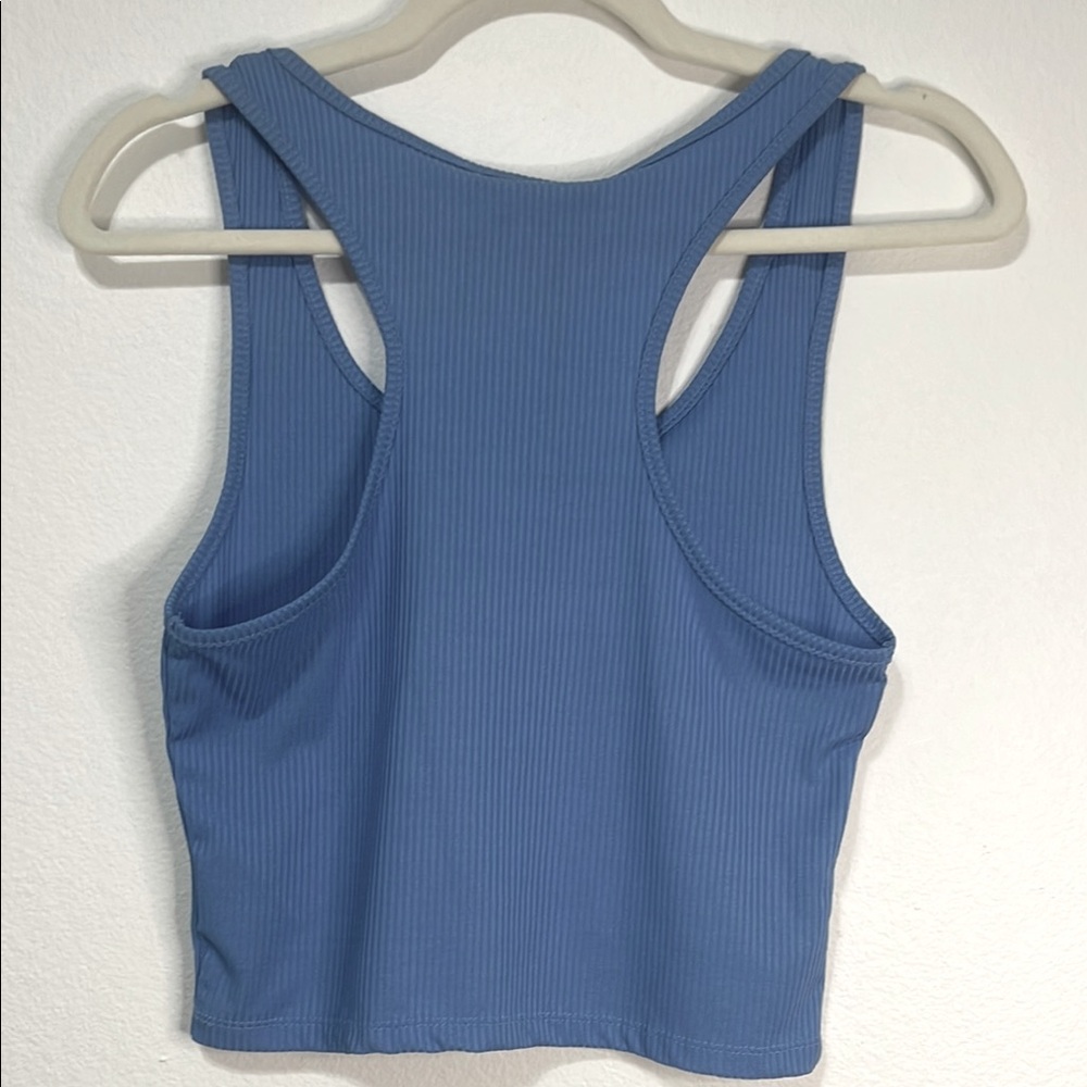 Cream & Rage Blue Ribbed Cropped Tank Top Size Large NWT - Picture 2 of 6